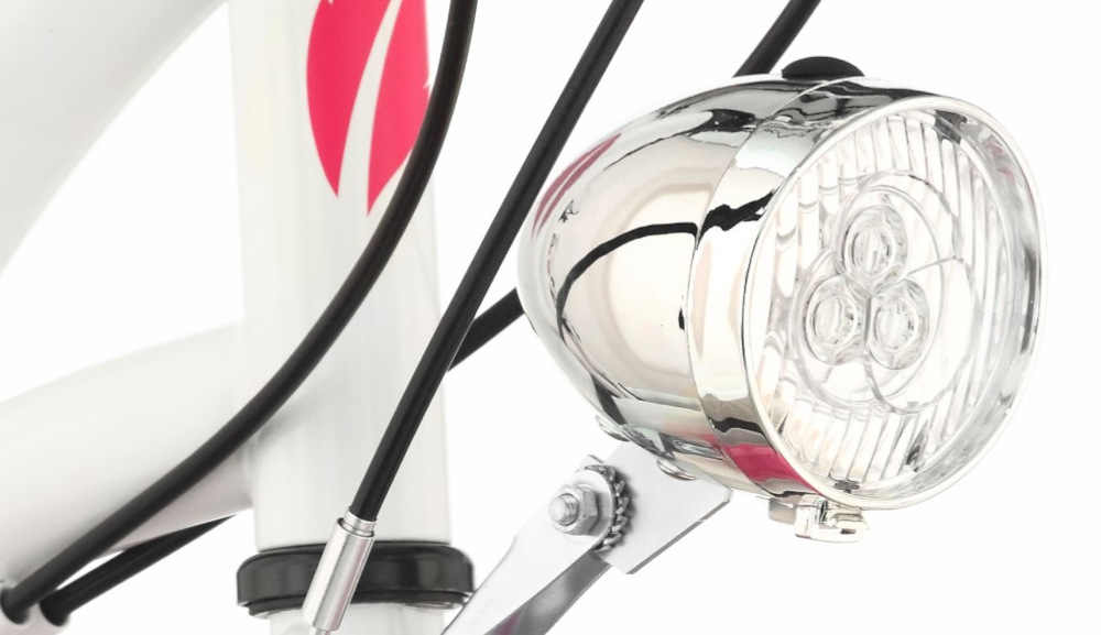 Rower młodzieżowy INDIANA Moena 24 cale dla dziewczynki Biało-różowy bateryjne oświetlenie LED dziecko będzie dobrze widoczne retro design przedniej lampy pakiet odblasków zgodnie z przepisami ruchu drogowego rowerzysta jest zobowiązany do posiadania sprawnego i skutecznego oświetlenia baterie dostępne osobno