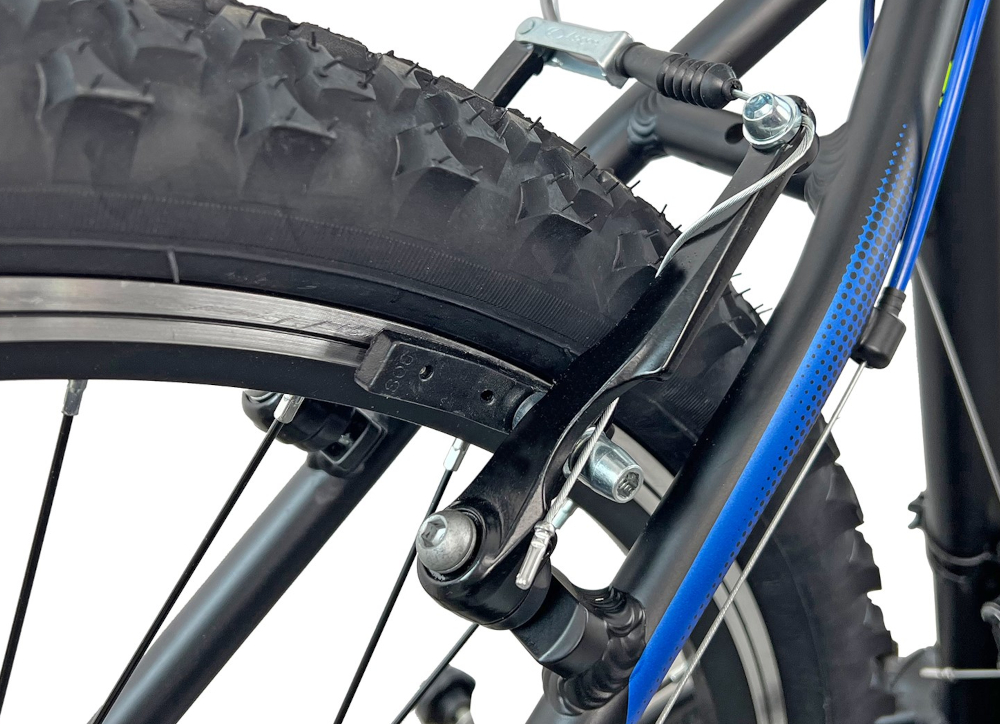 Rower górski MTB INDIANA X-Pulser 1.6 M17 26 cali męski Czarno-niebieski podstawa bezpieczenstwa kazdego rowerzysty hamulce V-Brake lekkie duza sila hamowania odblaski lepiej widoczny na drodze bezpieczniejszy
